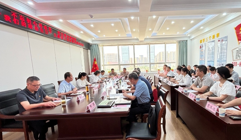 “我们的政治生日”主题党日活动暨党课报告会成功举办