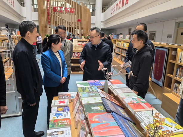 十佳“阅读之星”揭晓--“淮畔先锋·书香机关”读书月系列活动启动